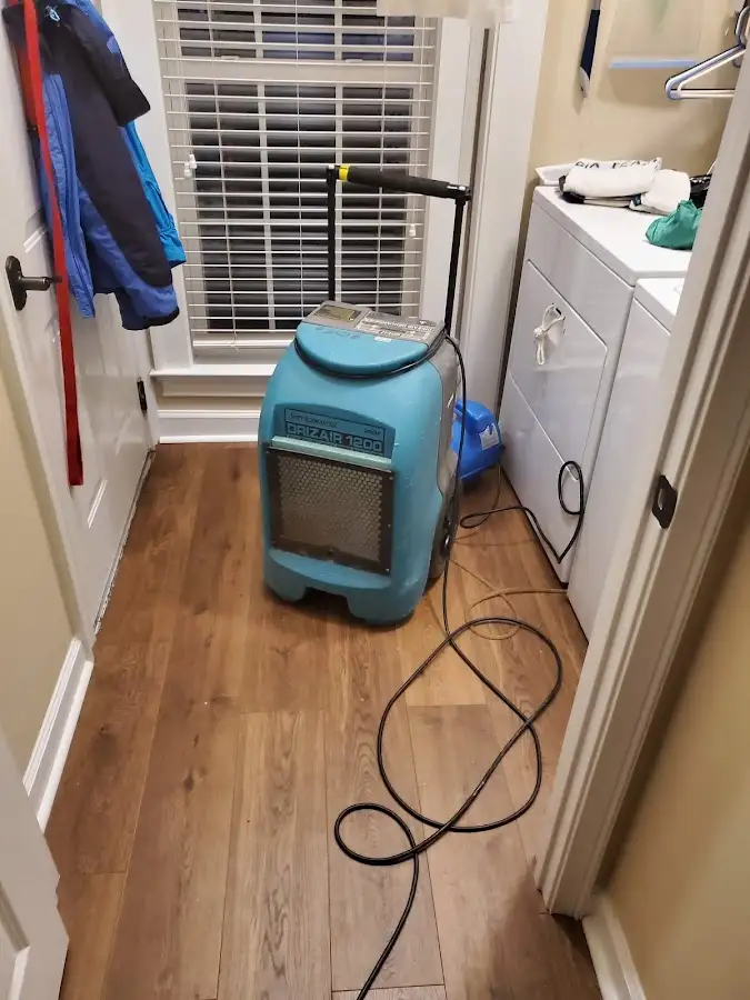 Commercial dehumidifier deployed for Flood Damage Cleanup in Fish Hawk